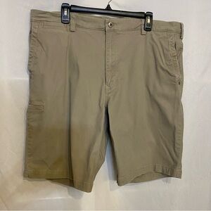 Duluth Trading Shorts Size 40 Ballroom Khaki tan